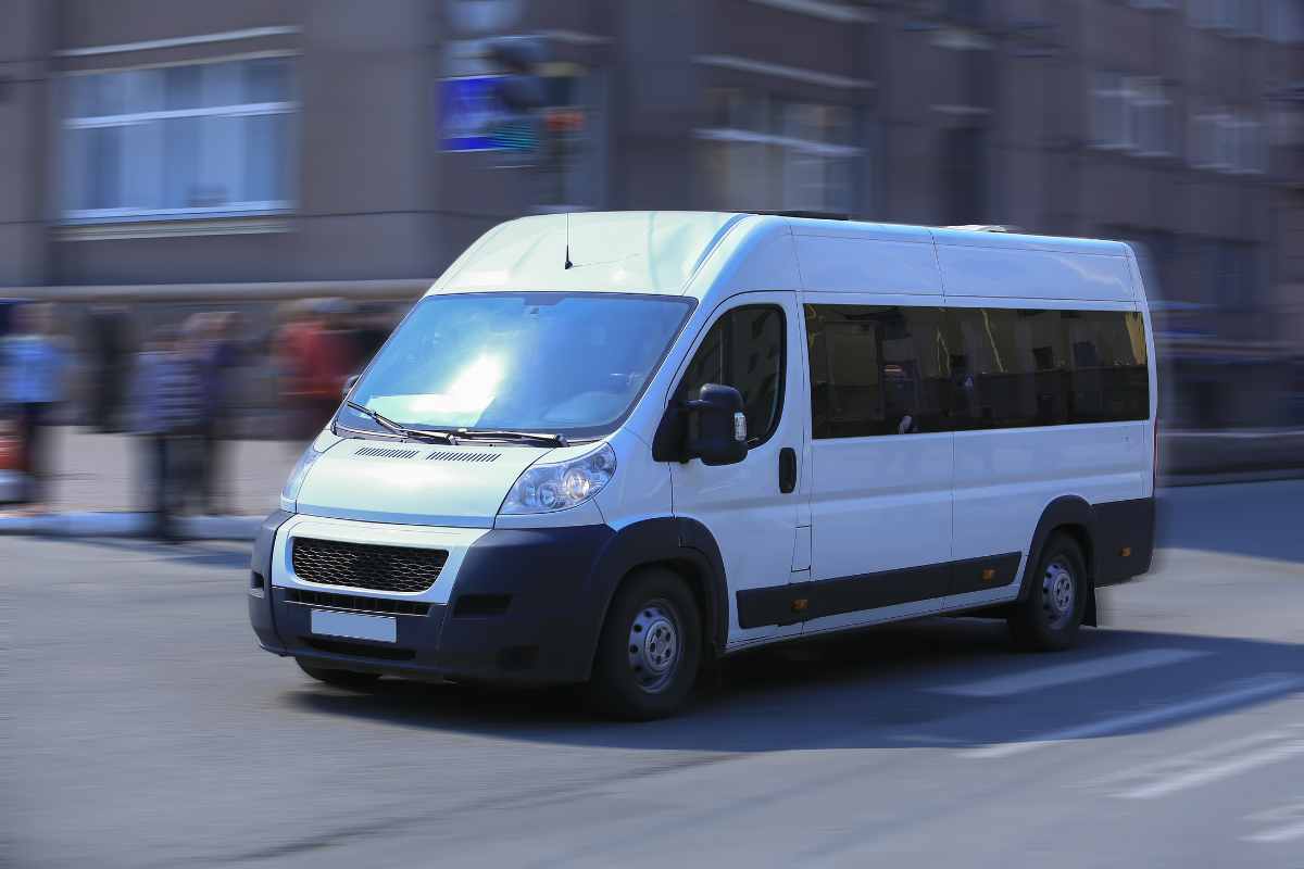 Estratégias de Marketing para Empresas de Transporte com Micro-ônibus